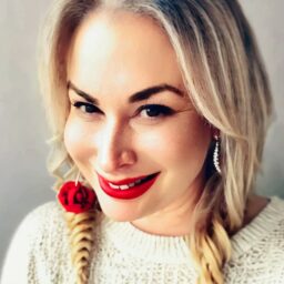Kate Bayless profile photo