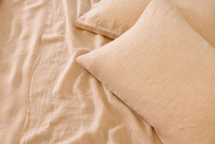 saatva linen sheet set