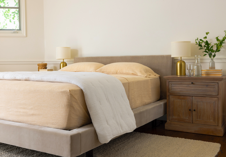 saatva linen sheets