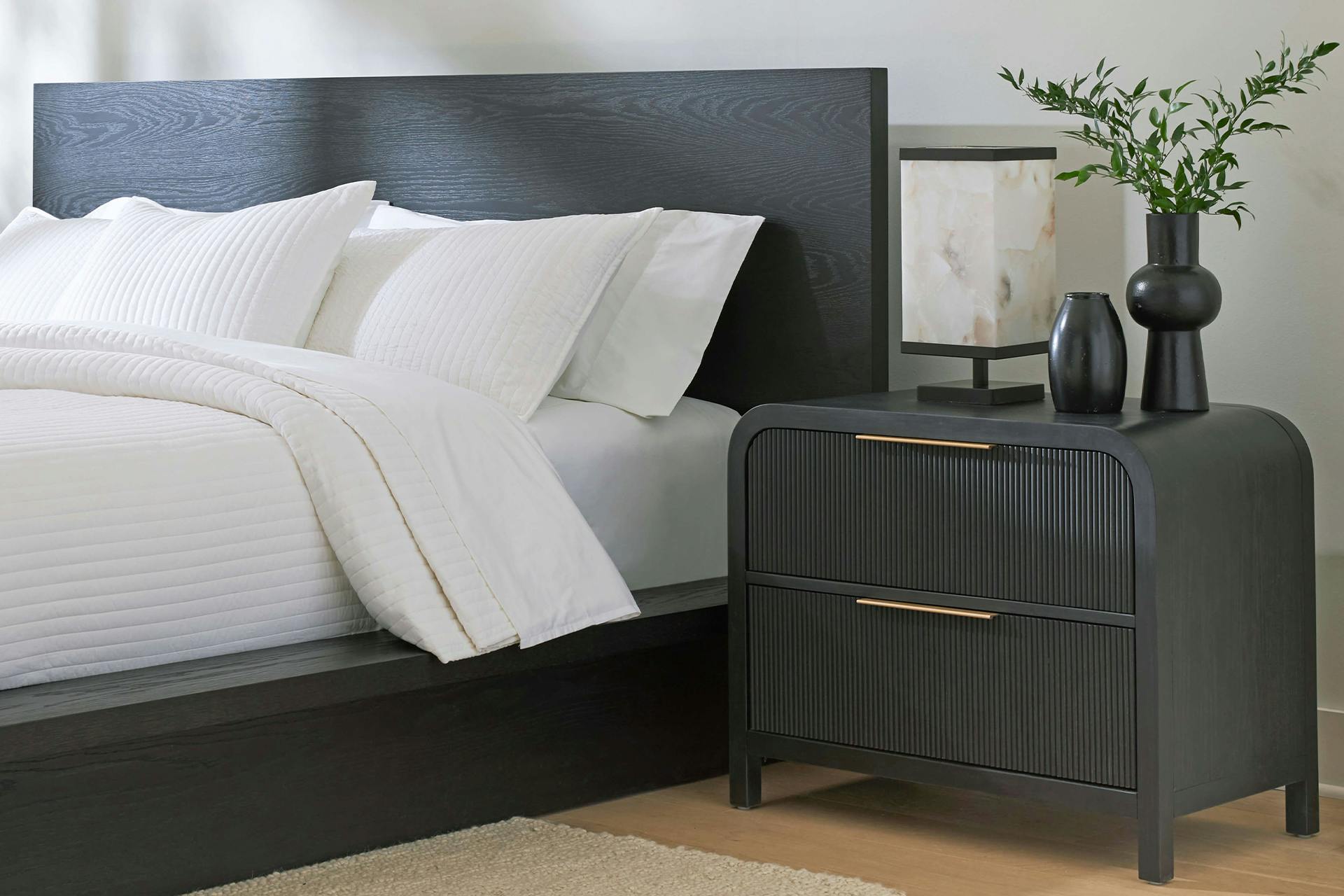 arden nightstand lifestyle black ()